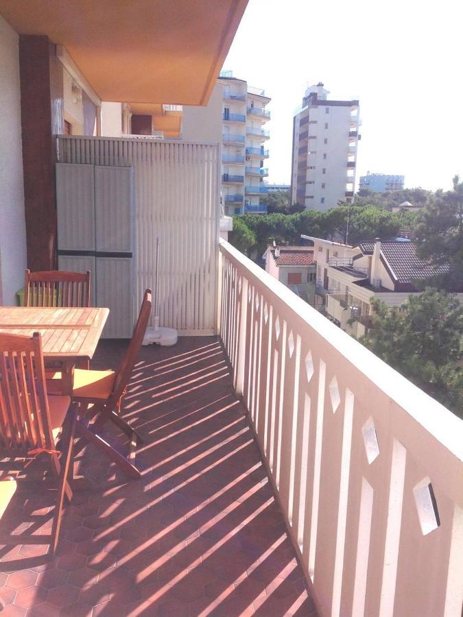 Lucerna Apartments At Sabbiadoro Beach リニャーノ・サッビアドーロ エクステリア 写真